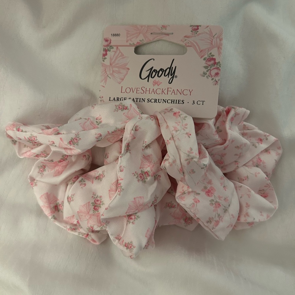 LoveShackFancy x Goody Large Satin Scrunchies - Pink